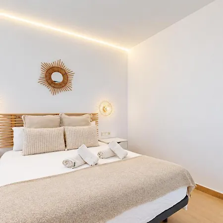 Mara's Higueron Wave Collection - Luxury Seaviews